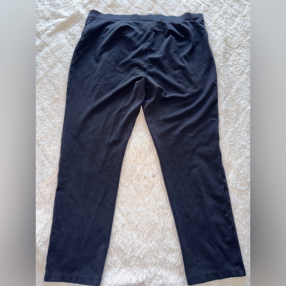 89th & Madison Pull-On Ponte Pants with Zip Pockets - Picture 2 of 6